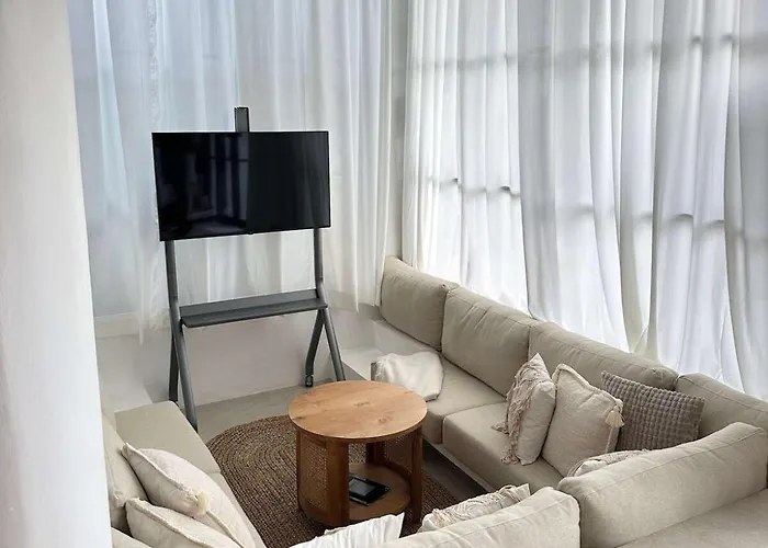 Zaza Brand New 2br Minimalist In Pererenan *